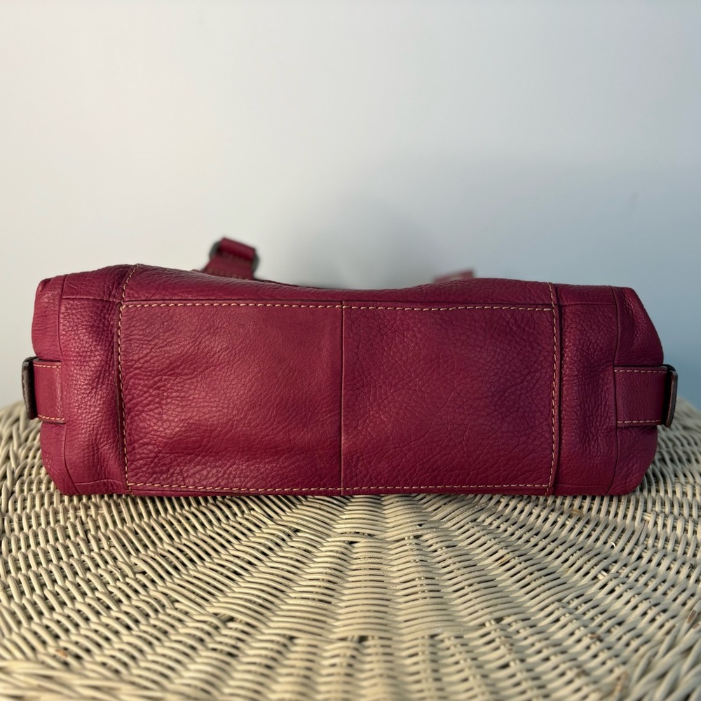 Fossil Pink Leather Shoulder Bag - Picture 8 of 11